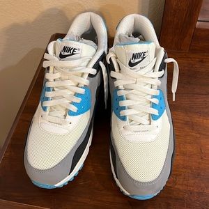 Nike air max 90 essential Blue! Size 11! Multicolor